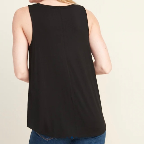 Loose black tank - Picture 2 of 2